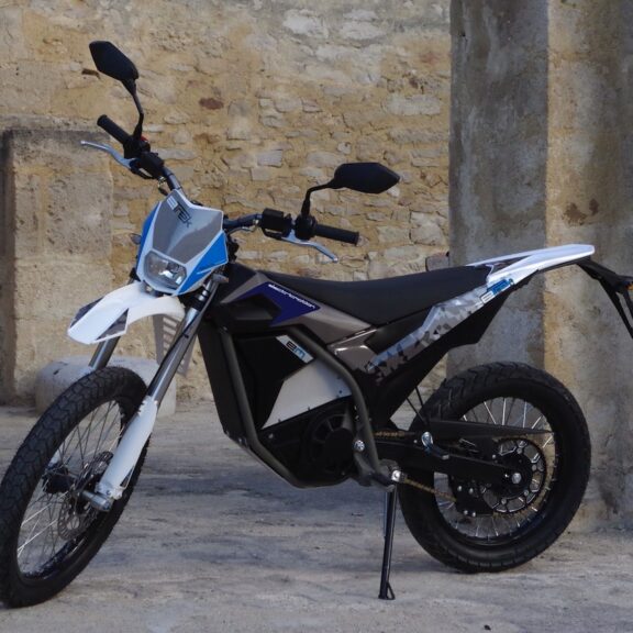 Electric Motion ETREK
