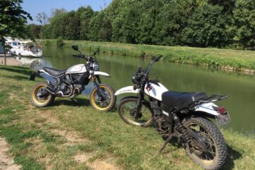Ducati Desert Sled face à une Yamaha XT500