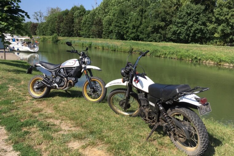 Ducati Desert Sled face à une Yamaha XT500
