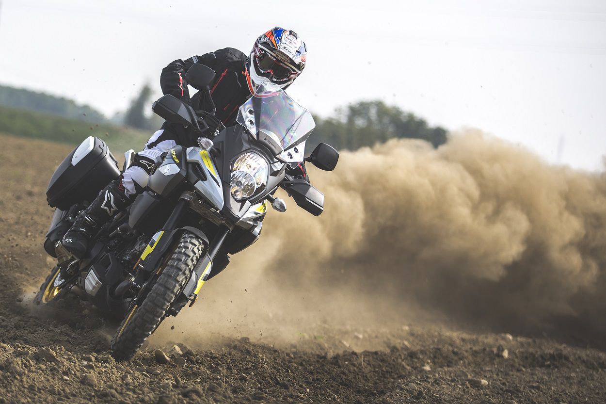Suzuki V-strom Academy