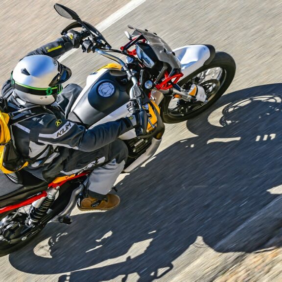 MOTO GUZZI V85 TT