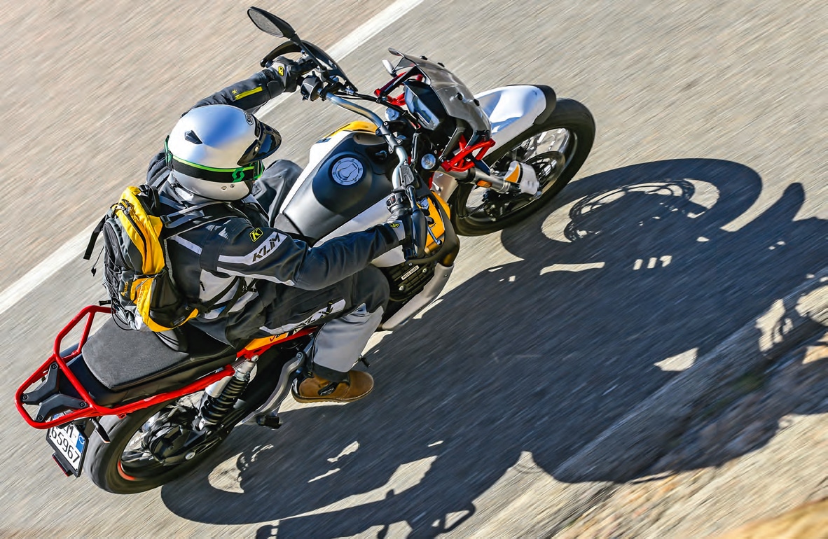 MOTO GUZZI V85 TT