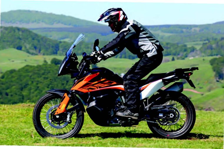 KTM 790 ADVENTURE