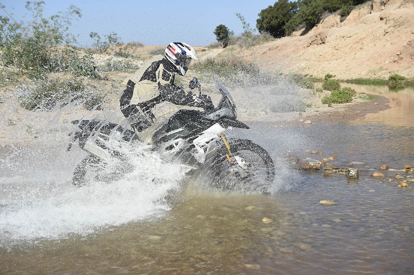 TRIUMPH TIGER 900 RALLY