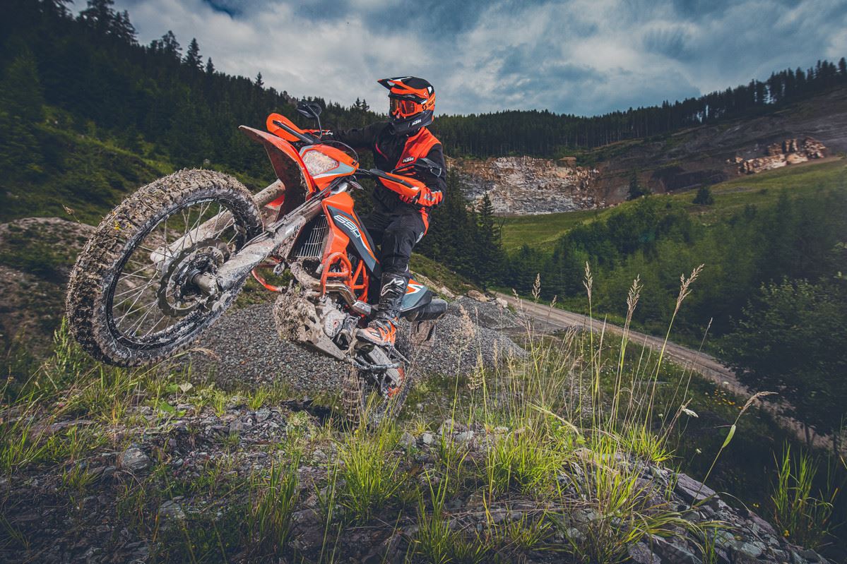 KTM 690 Enduro 1