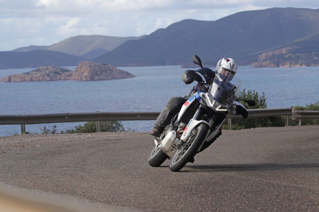 Aprilia Tuareg 660