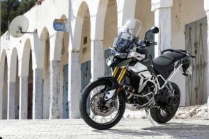 Triumph Tiger 900