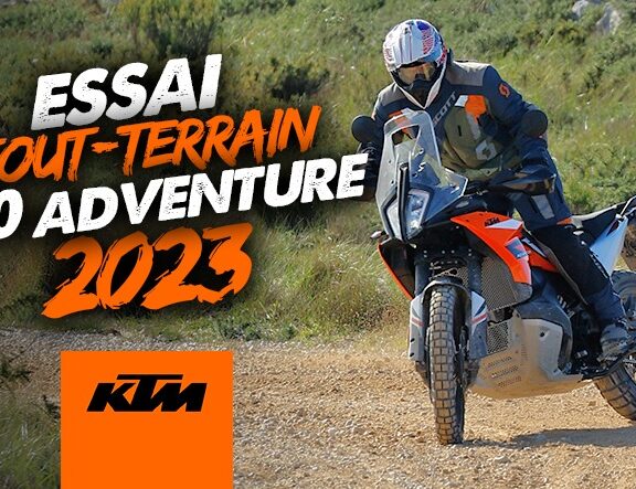 KTM 890 ADVENTURE vidéo miniature