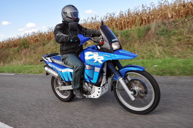 suzuki DR800