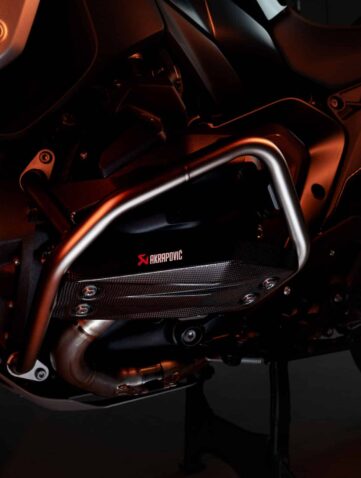 bares de protection Akrapovic