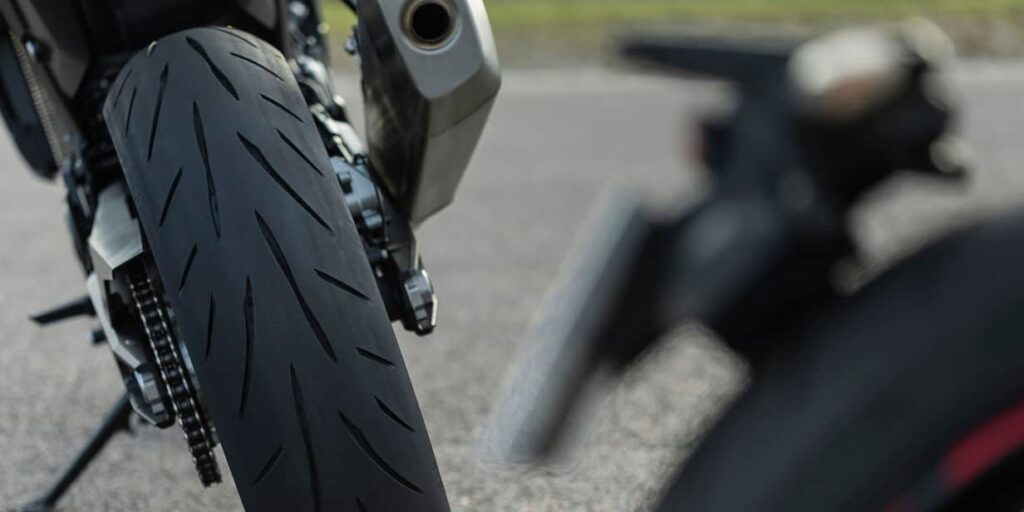 pneus Bridgestone Battlax S23