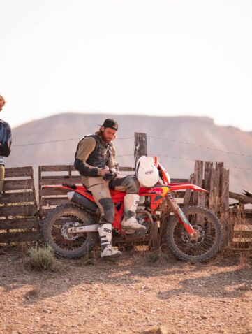 REV’IT! DIRT Series 2025