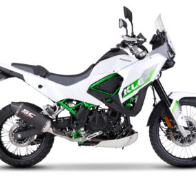 Kawasaki KLE 500 2026 équipée du silencieux SC-Project MX carbone
