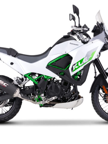 Kawasaki KLE 500 2026 équipée du silencieux SC-Project MX carbone