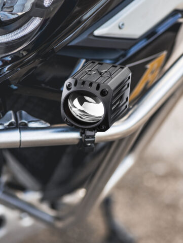 Installation feu additionnel Midland MLH Lite sur moto